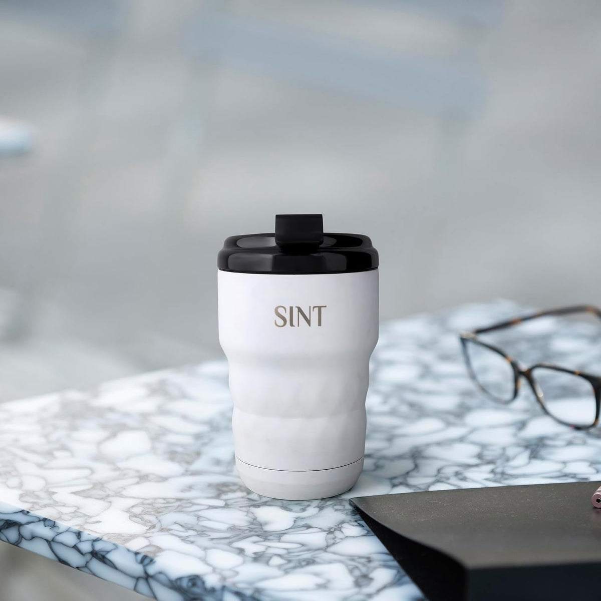 Insulated Travel Mug with Flip Lid, 12 oz Stainless Steel Coffee Cups Spill Proof, Double Wall Vacuum Tumblers, Reusable To Go Mug for Hot/Ice Coffee Tea (Gray)