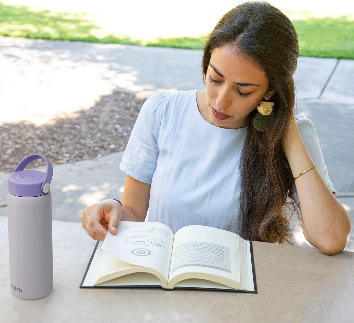 MIRA 18 oz Tea Infuser Thermo - Stainless Steel Travel Bottle with Removable Strainer for Loose Leaf Tea - Insulated Hot & Cold Brew Steeper - White