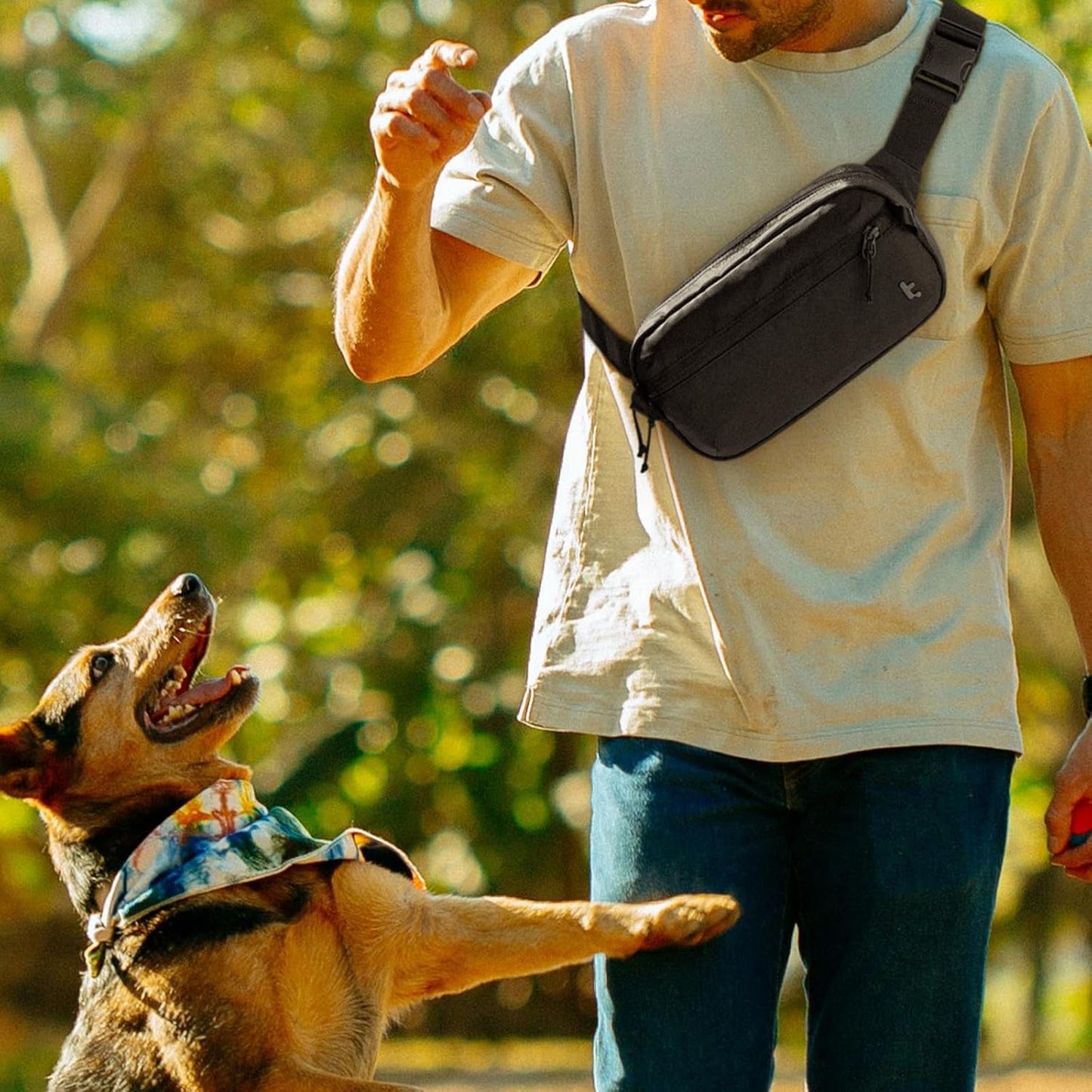 tomtoc 3.5L Sling Bag with RFID Blocking, Crossbody Bag Chest Shoulder Pack for Men and Women, Water-resistant Lightweight Casual Waist Fanny Pack for Travel/Daily Use