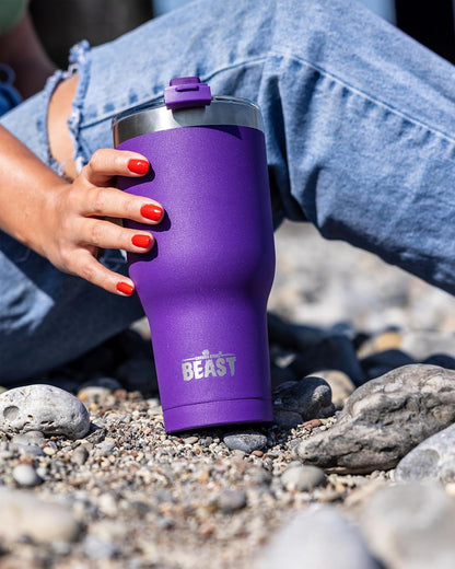 Beast 10 oz Tumbler Stainless Steel Vacuum Insulated Coffee Ice Cup Double Wall Travel Flask (Arctic White)