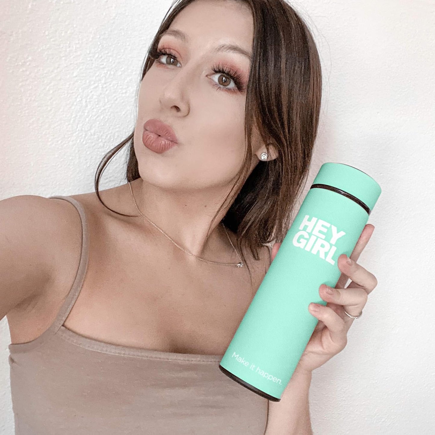 Hey Girl Tea Infuser Bottle 450ml - Insulated Stainless Steel Water Bottle - Tea Tumbler with Tea Diffuser - Portable Travel Mug for Loose Leaf Tea & Infused Water - Tea Lovers Gifts for Women (Pink)
