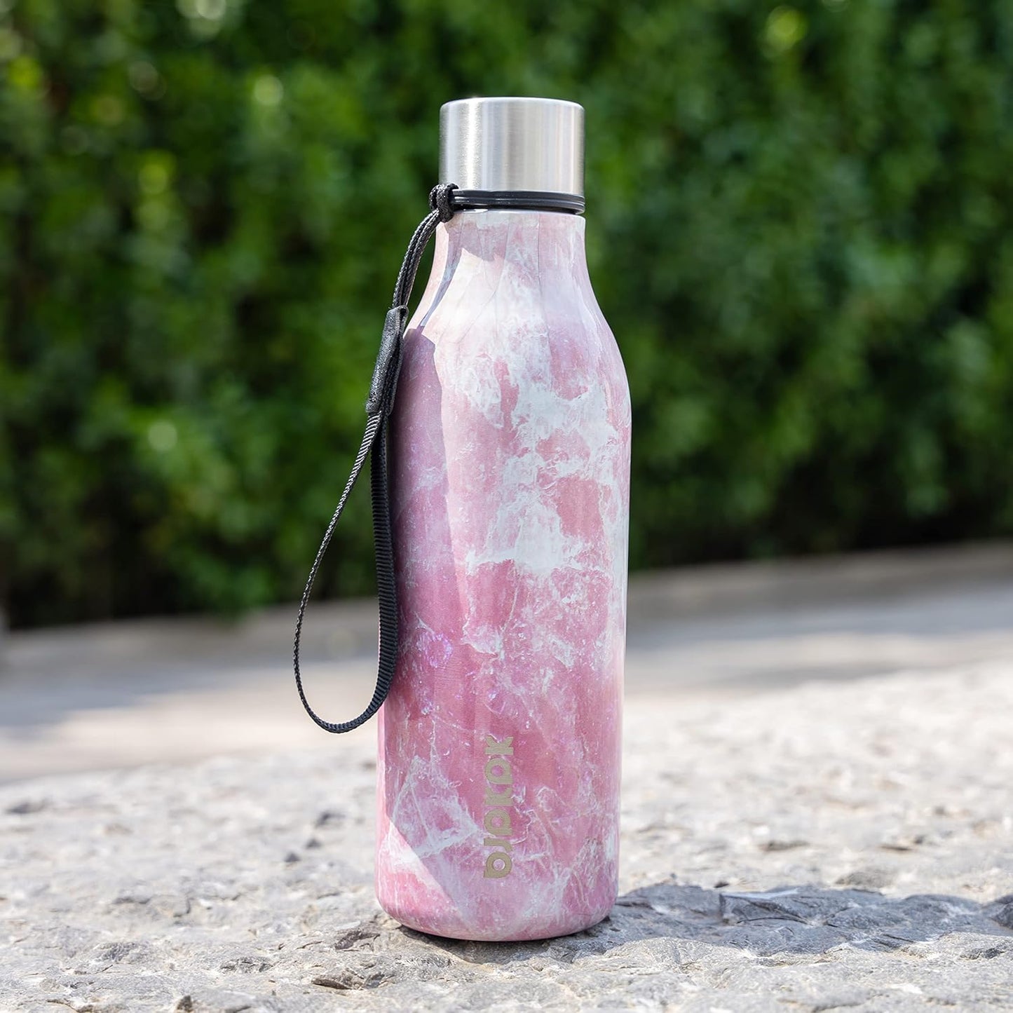 BJPKPK Insulated Water Bottles, 18 oz Stainless Steel Metal Water Bottle with Strap, BPA Free Leak Proof Jugs, Mugs, Flasks, Reusable Thermal Flasks for Sports & Travel, Black - Colors A