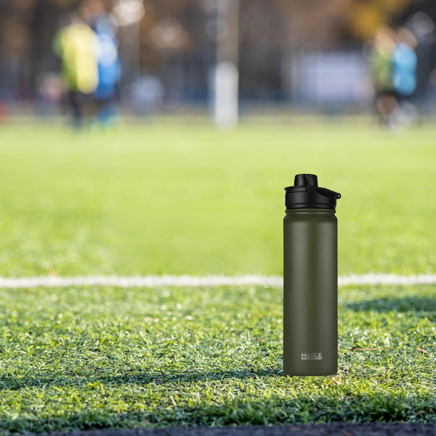 HASLE OUTFITTERS 32 oz Insulated Water Bottle Stainless Steel Double Walled Vacuum Sports Water Bottle with 2 Lids (Straw and Spout Lid) for Gym Camping Hiking(Black,1)
