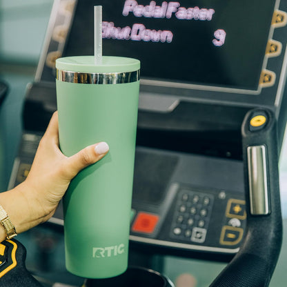 RTIC 20oz Everyday Tumbler Insulated Stainless Steel Portable Travel Coffee Cup with Straw, Ceramic Lining, Spill-Resistant Lid, BPA-Free, Hot and Cold Drink, Beach