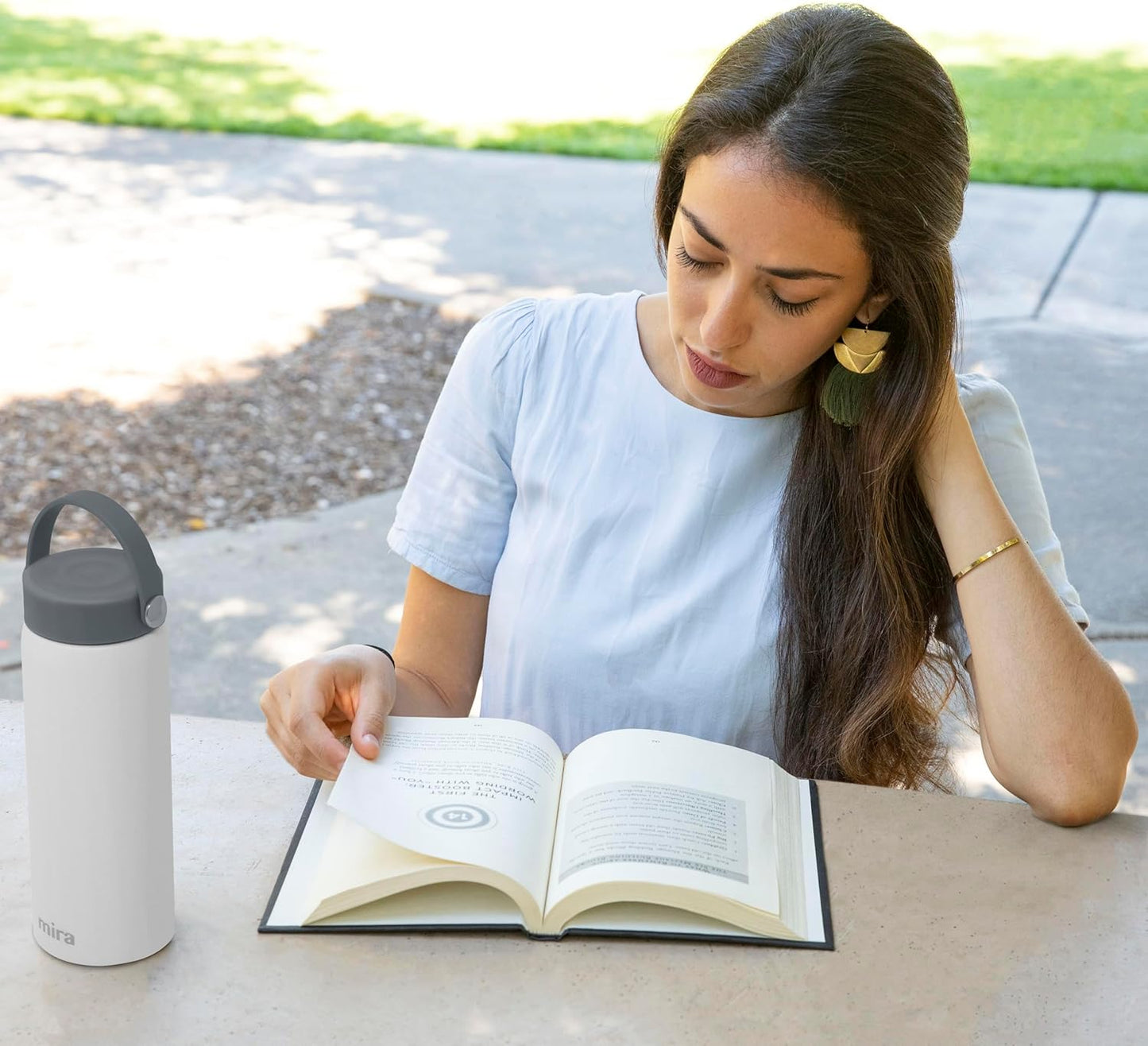 MIRA 18 oz Tea Infuser Thermo - Stainless Steel Travel Bottle with Removable Strainer for Loose Leaf Tea - Insulated Hot & Cold Brew Steeper - White