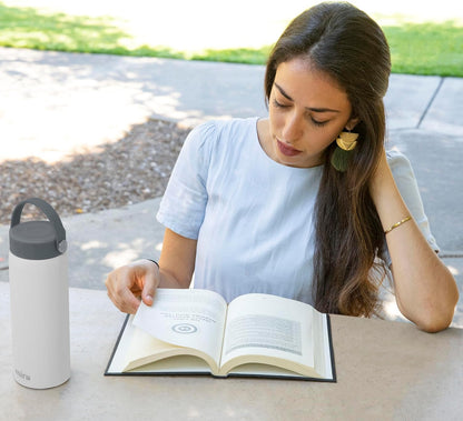 MIRA 18 oz Tea Infuser Thermo - Stainless Steel Travel Bottle with Removable Strainer for Loose Leaf Tea - Insulated Hot & Cold Brew Steeper - White