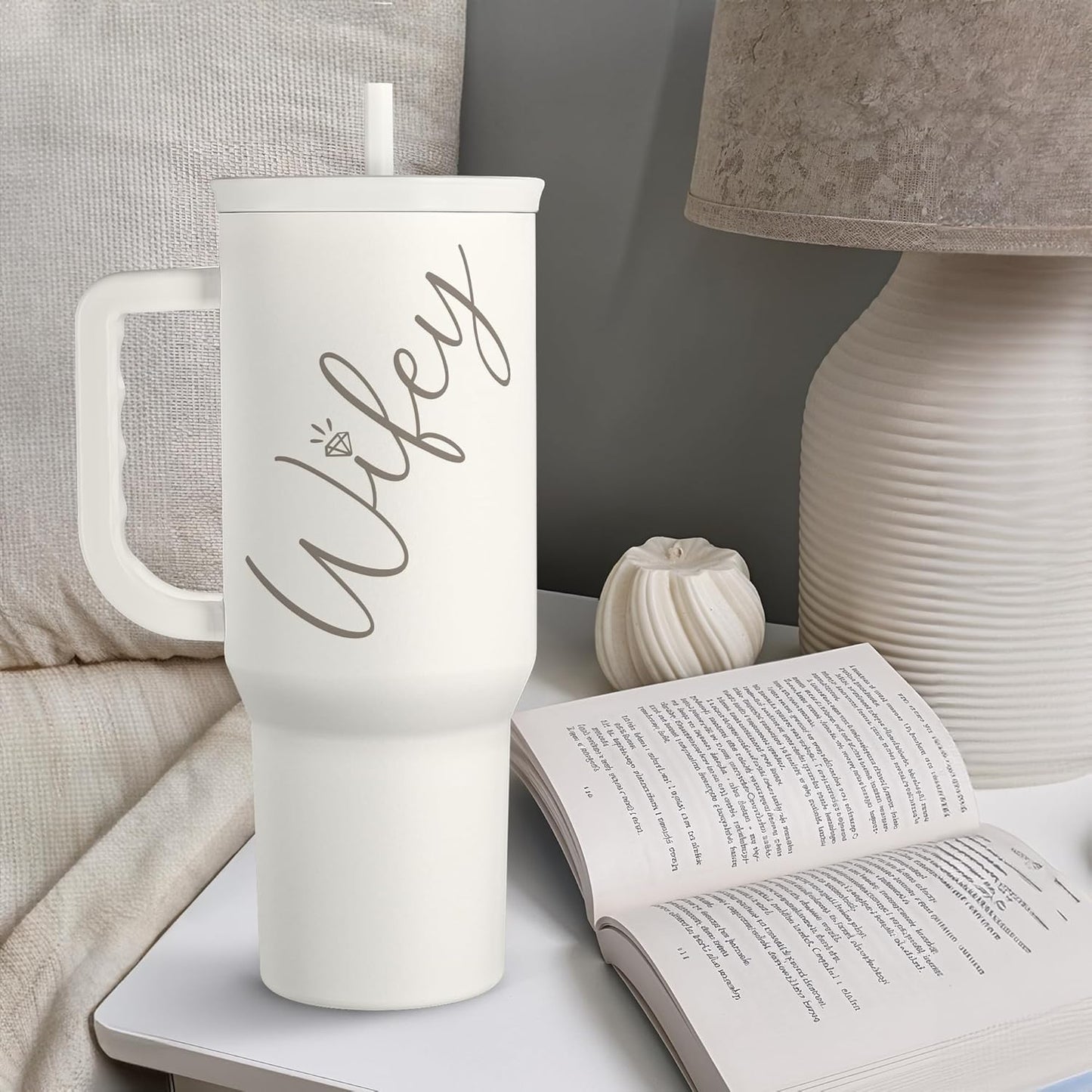 Floral Tumbler with Handle 40oz, Stainless Steel Insulated Tumblers Coffee Travel Mug Cup with Straw, Flower Coffee Cup Gifts for Women Girls, Gift for Her on Christmas Birthday Mothers Day