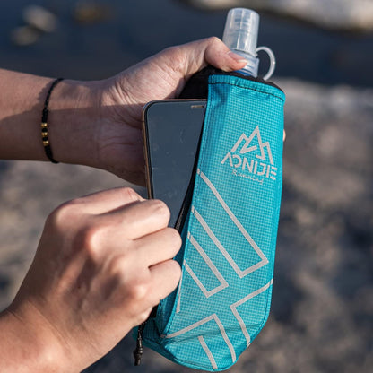 AONIJIE Quick Grip Handheld Water Bottle for Running, Hand Strap Hydration Pack with 500ml Handheld Soft Flask Water Bottle (Black)