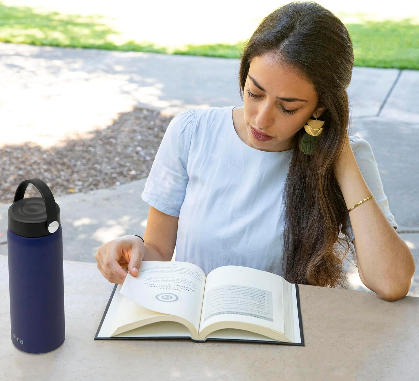 MIRA 18 oz Tea Infuser Thermo - Stainless Steel Travel Bottle with Removable Strainer for Loose Leaf Tea - Insulated Hot & Cold Brew Steeper - White