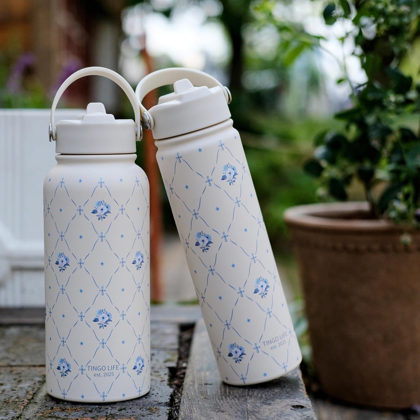 25oz Insulated Stainless Steel Aesthetic Cute Water Bottle - 2 Lids Included (Straw + Sport Handle), Leakproof BPA-Free, Dreamy Cream Cute Floral Design, Perfect Gym/Yoga/Office Companion