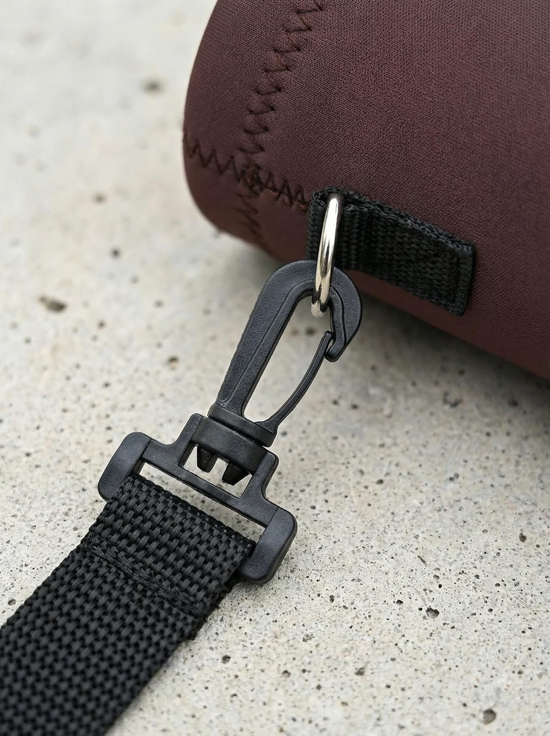 AUPET Water Bottle Sling Bag Carrier Crossbody Sleeve,Insulated Neoprene Bottle Case Holder Pouch Cover 500ML/17oz with Shoulder Strap for Walking Women Men