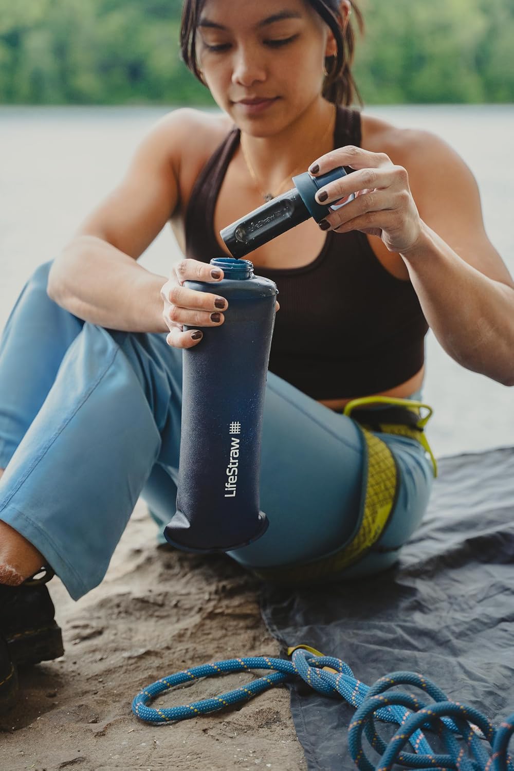 LifeStraw Peak Series - Collapsible Squeeze Bottle Water Filter System – 650ml for Trail Running, Through Hiking, Travel, Cycling, and Fishing; Dark Mountain Gray