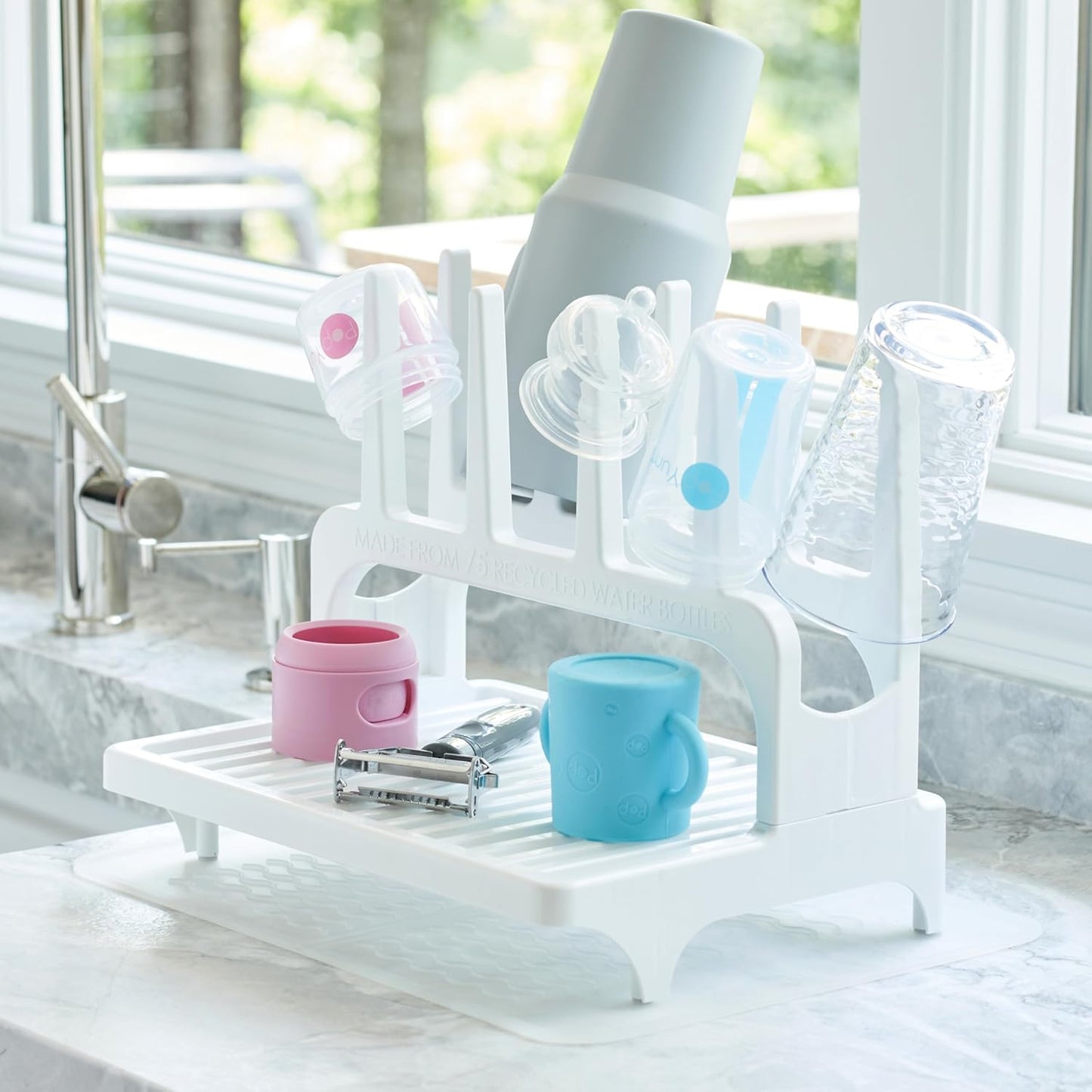 PopYum Seattle Gray Space Saving Drying Rack Made from 100% Recycled Bottles with Clear Frosted Silicone Drying Mat, Countertop for Baby Bottle, Plastic Bags, Cups, Glass, Tumblers, Compact