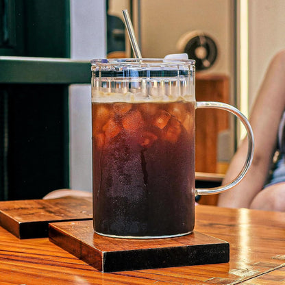 SUROQUE 20oz Ribbed Glass Tumblers with Lids & Straws, Ideal for Iced Coffee, Cocktails & More - Includes Cleaning Brush