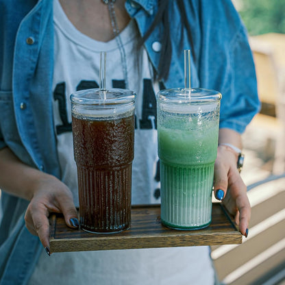 SUROQUE 20oz Ribbed Glass Tumblers with Lids & Straws, Ideal for Iced Coffee, Cocktails & More - Includes Cleaning Brush