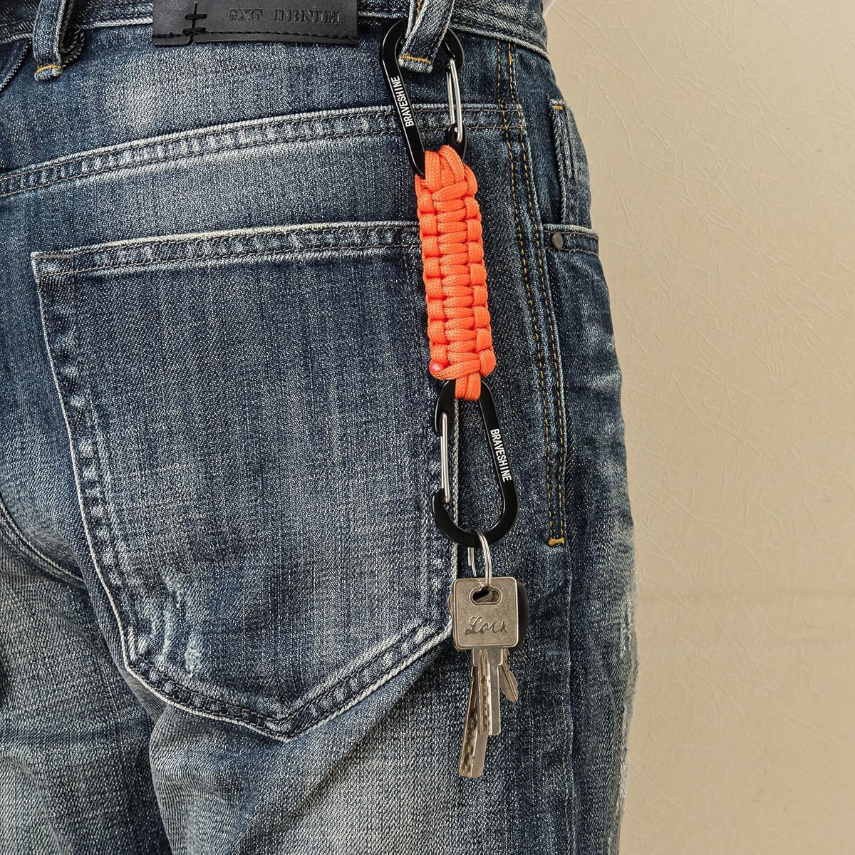Paracord Keychain Carabiner Clip | D Ring Hanger Lanyard Hook