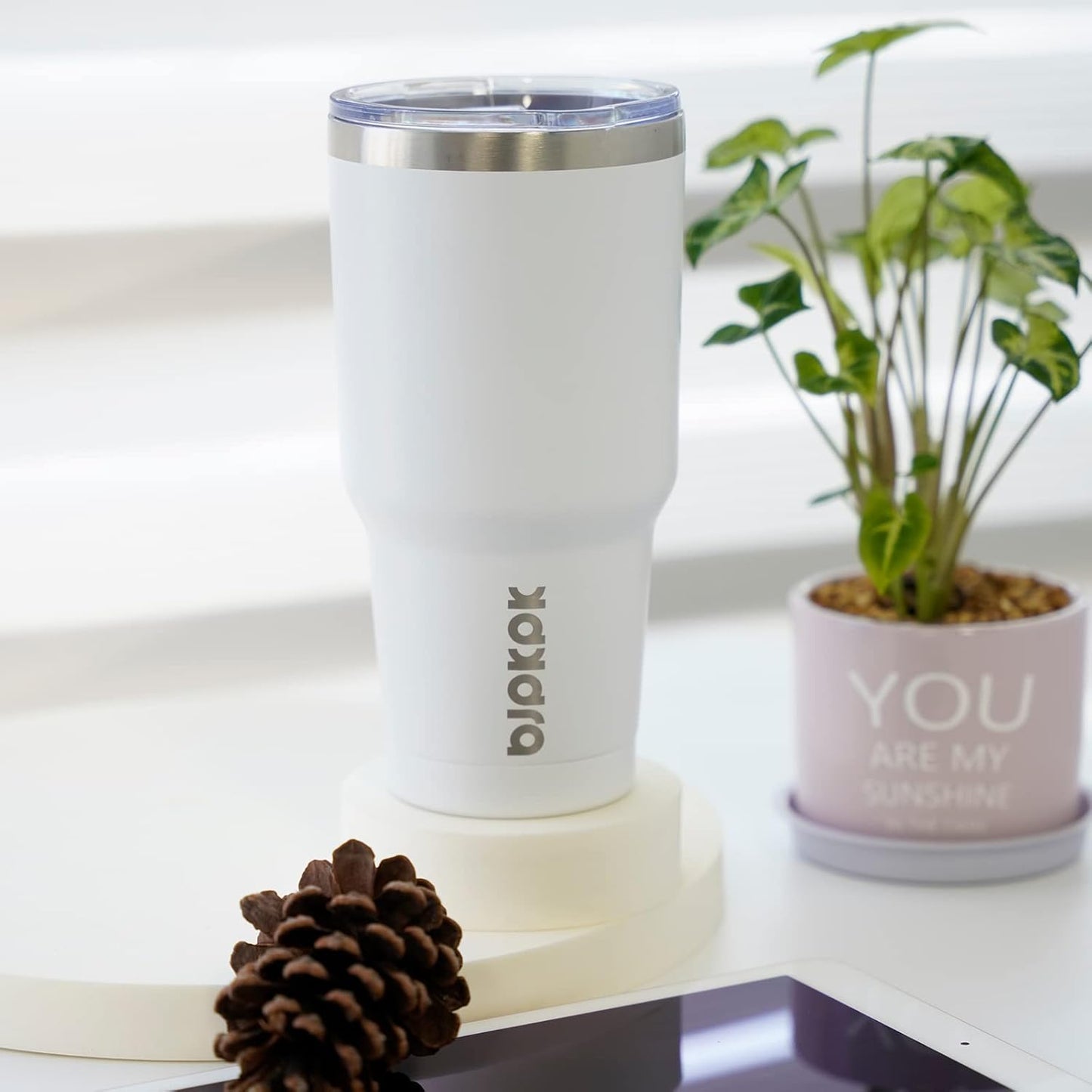 20 oz Coffee Tumbler with Lid & Straw, Insulated Stainless Steel Mug | Double Wall Vacuum, Keeps Hot/Cold, BPA Free, Leak Proof, Iced Coffee Cup Fit Car Holder, Travel & Beach, Lavender Green - Colors A