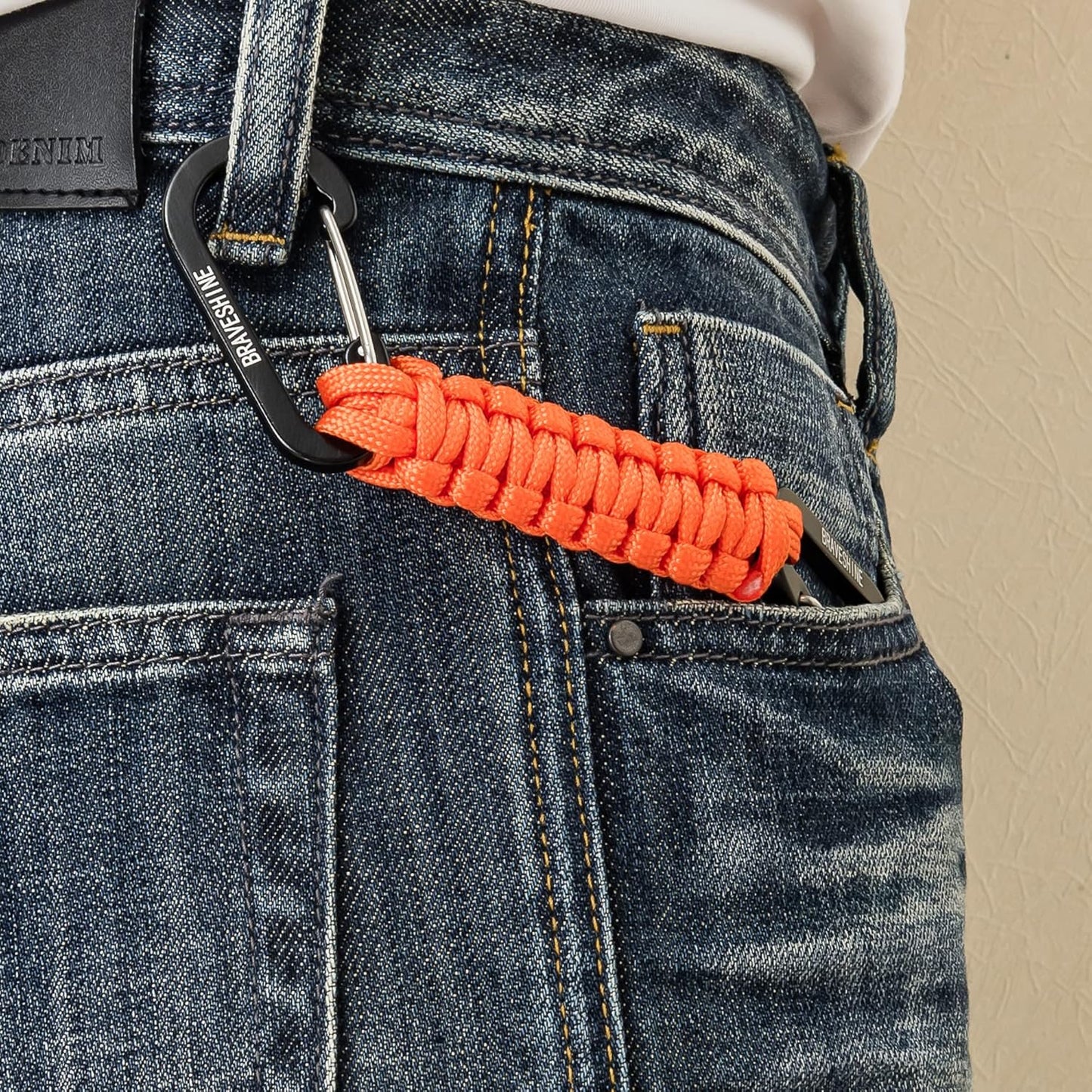 BRAVESHINE Paracord Keychain Carabiner Clip, D Ring Lanyard Hanger Stroller Hook for Water Bottle, Key, Backpacks, Men, Women