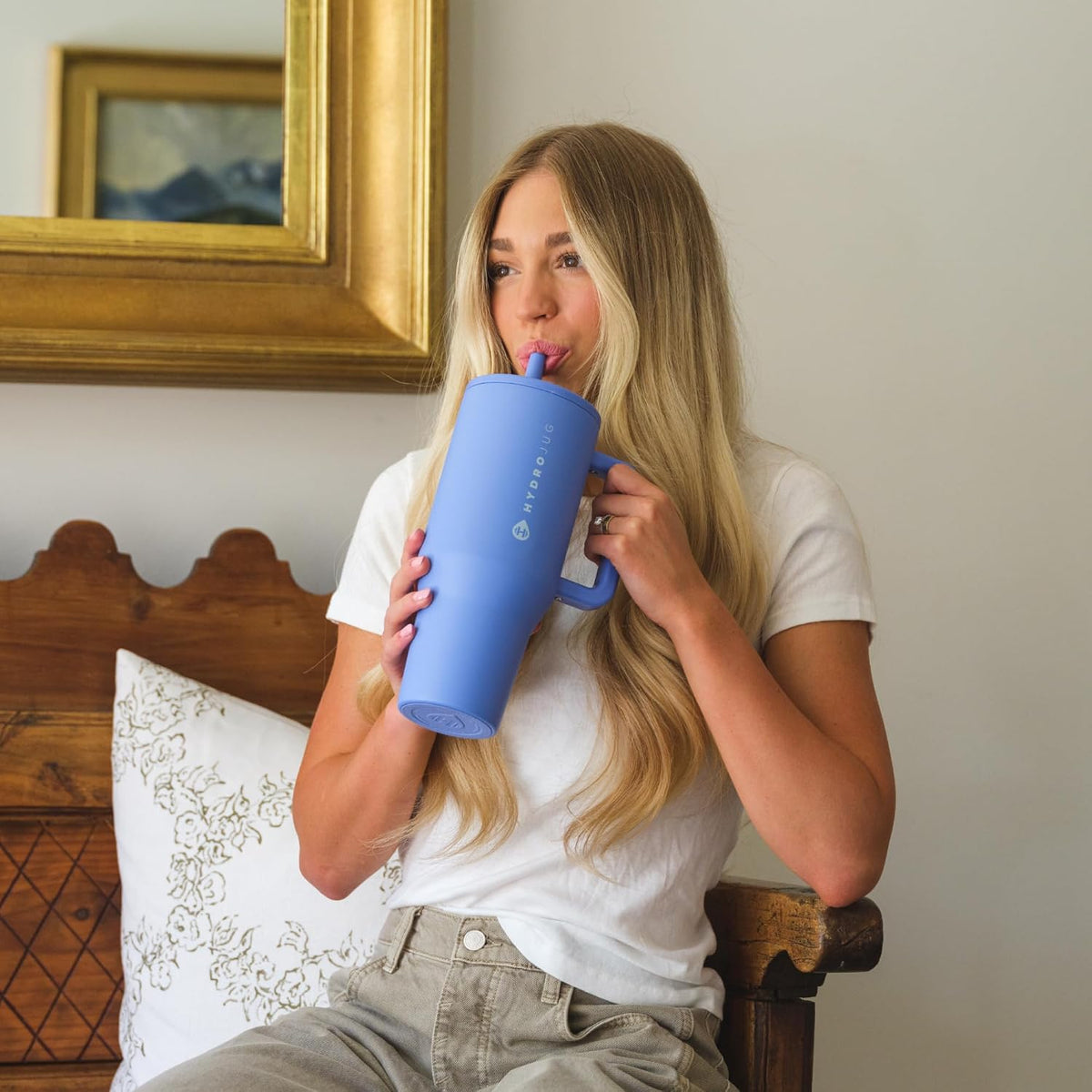 Traveler 40oz, Insulated Tumbler with Handle & Straw, Light Blue