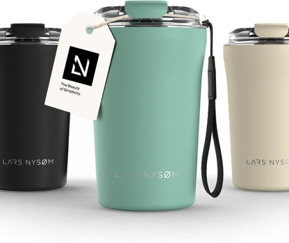 LARS NYSØM Thermo Coffee Mug to go with Strap 13oz | Travel Mug 0.38 Liter with Insulation | Leak Proof Stainless Steel Thermal Tumbler for Coffee and Tea to Go (Pine Green, 12.9oz)