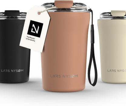 LARS NYSØM Thermo Coffee Mug to go with Strap 13oz | Travel Mug 0.38 Liter with Insulation | Leak Proof Stainless Steel Thermal Tumbler for Coffee and Tea to Go (Pine Green, 12.9oz)