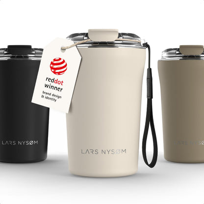 LARS NYSØM Thermo Coffee Mug to go with Strap 13oz | Travel Mug 0.38 Liter with Insulation | Leak Proof Stainless Steel Thermal Tumbler for Coffee and Tea to Go (Pine Green, 12.9oz)
