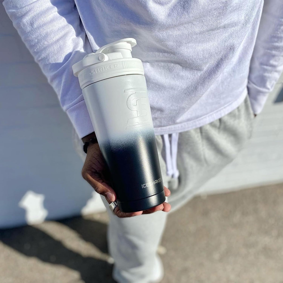 Insulated Stainless Steel Shaker Bottle | 26oz, Black | Cold for 30+ Hours | Insulated Cup with Twist-on Agitator | Odor-Free Bottle for Protein Shakes, Water, Smoothies, Cocktails