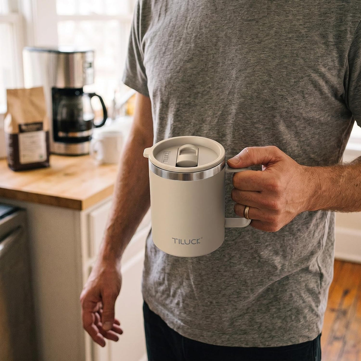 TILUCK 20 oz Insulated Coffee Tumbler with BPA-Free Lid