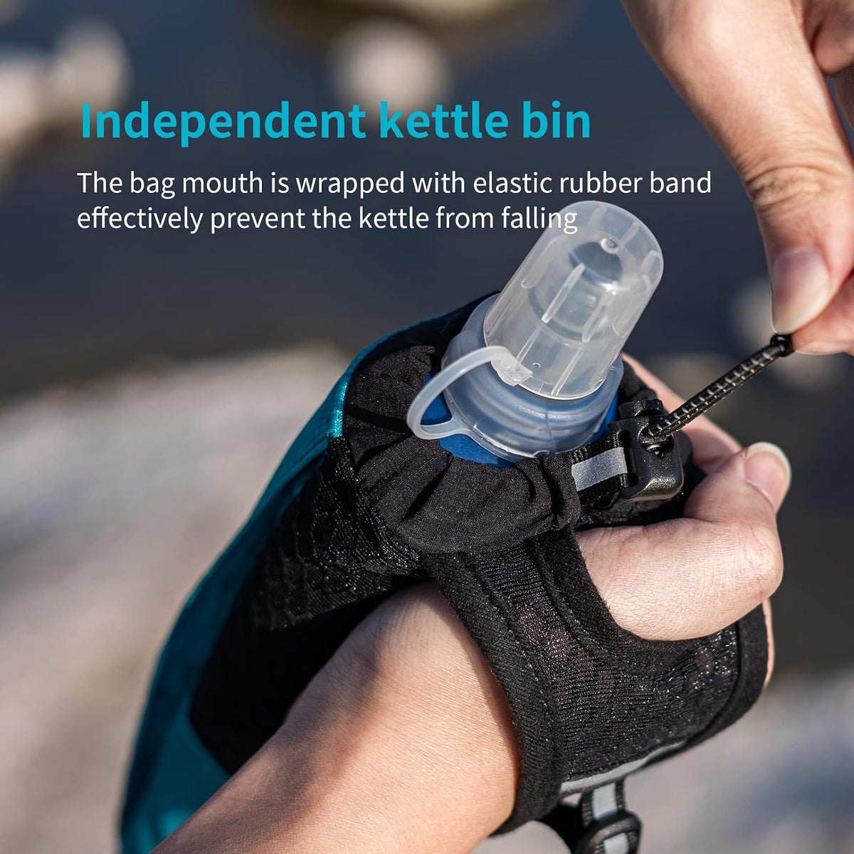 Quick Grip Handheld Water Bottle for Running, Hand Strap Hydration Pack with 500ml Handheld Soft Flask Water Bottle (Black)