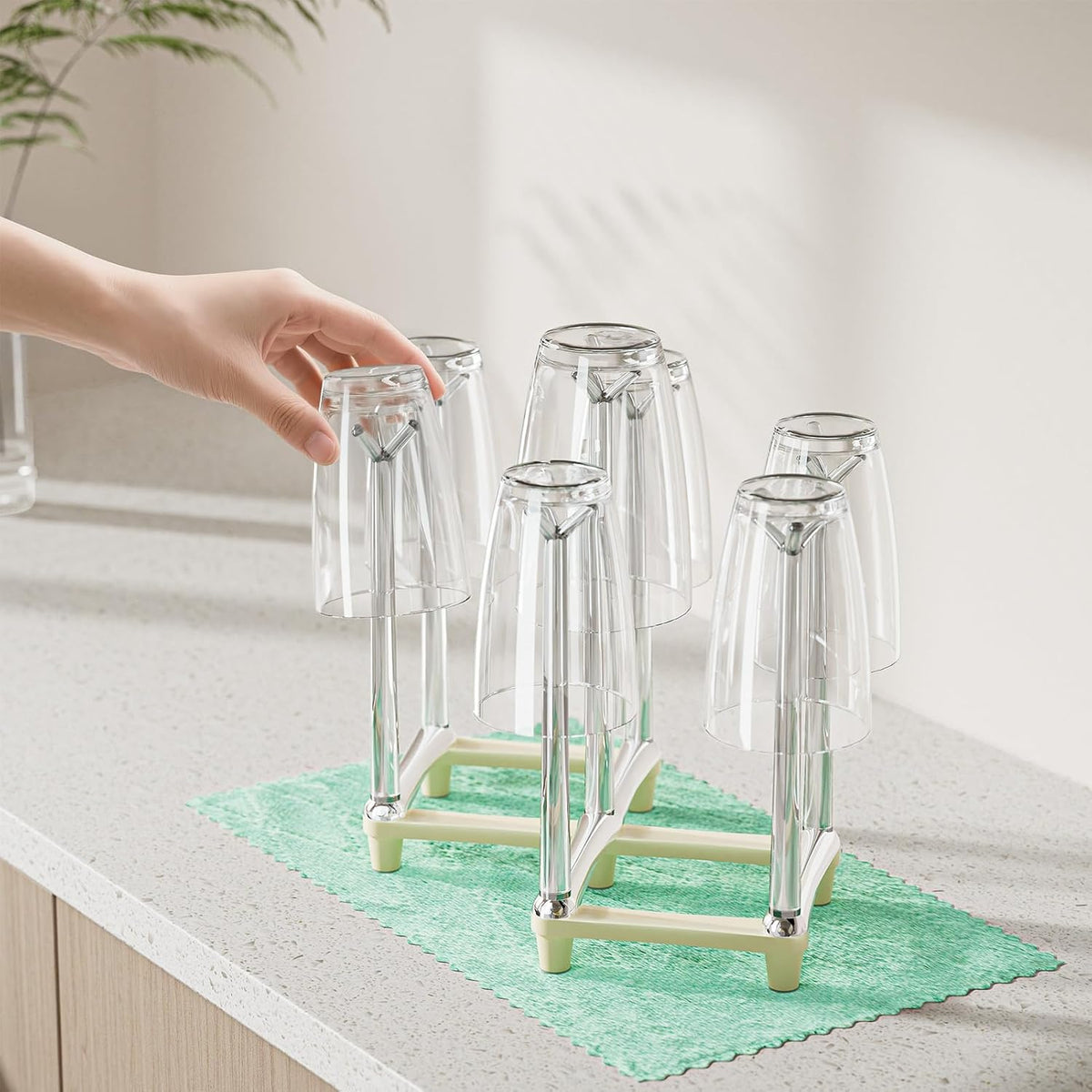 Retractable Cup Drying Rack, Drinking Glass and Sports Bottle Drainer Stand, Plastic Bag Dryer with Non-Slip Bottom for Kitchen Countertop
