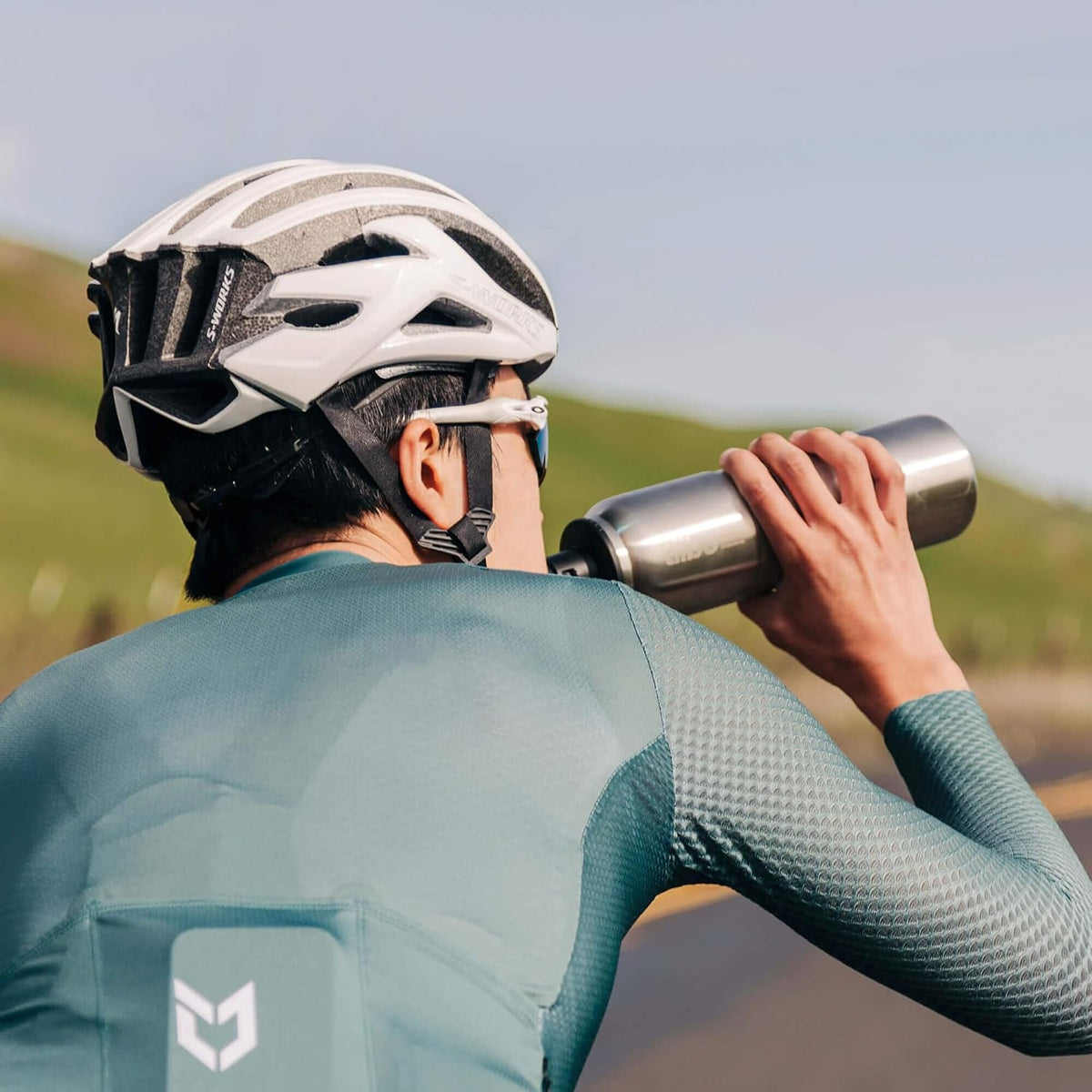Vacuum Insulated Stainless Steel Bike Water Bottle, Double Wall, No-Squeeze, Fast Flow Sport Nozzle, Designed for Cycling, Biking, Fitness & Sports, Fits Most Bike Cages (Brushed, 23OZ)