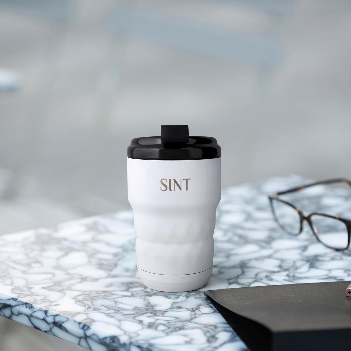 Insulated Travel Mug with Flip Lid, 12 oz Stainless Steel Coffee Cups Spill Proof, Double Wall Vacuum Tumblers, Reusable To Go Mug for Hot/Ice Coffee Tea (Gray)