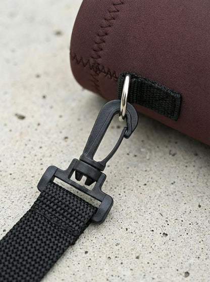 Water Bottle Sling Bag Carrier Crossbody Sleeve,Insulated Neoprene Bottle Case Holder Pouch Cover 500ML/17oz with Shoulder Strap for Walking Women Men