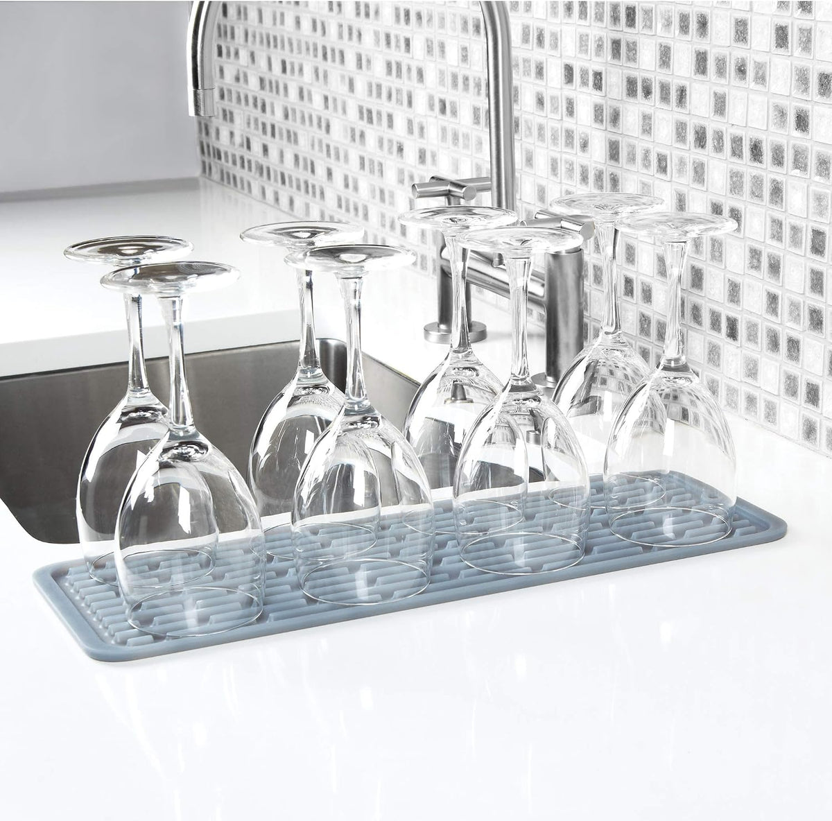 1372100 Good Grips Silicone Stemware Drying Mat, Gray