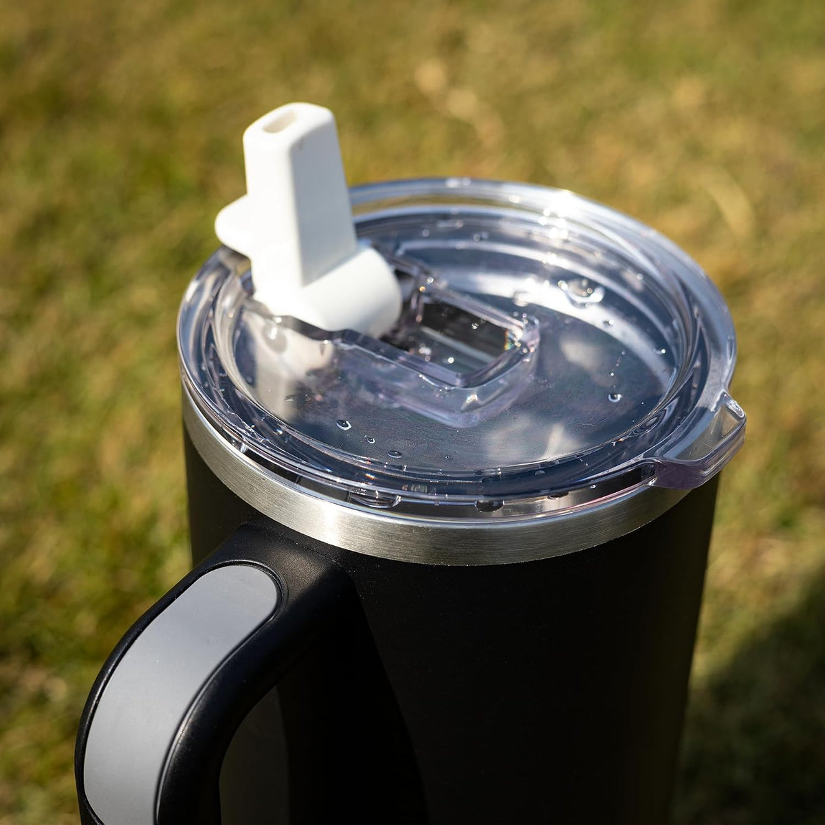 For Iced Coffee & Smoothies – Never Drink from a Moldy Lid Again: 20oz Hygienic Tumbler, 100% Leakproof Lid & Removable Foldable Spout. Reinforced Base, Fits Cup Holders - Cream