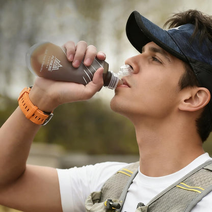 Handheld Water Bottle for Running, Quick Grip Chill 17 oz Handheld Soft Water Bottle with Hand Strap Hydration Pack, BPA Sport Soft Flask (Blue)
