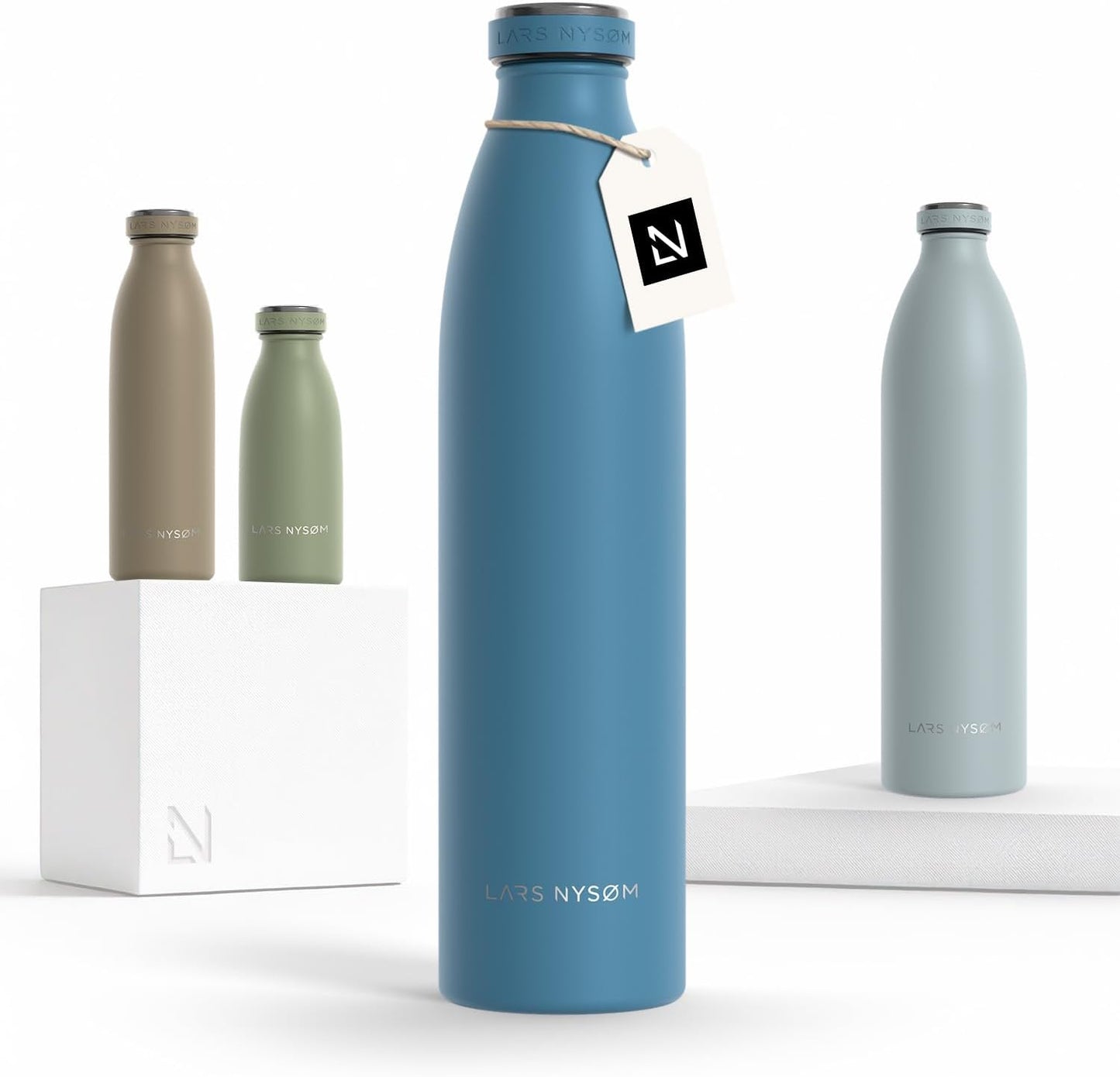 LARS NYSØM Stainless Steel Insulated Water Bottle 12oz 17oz 25oz 34oz 51oz | Insulated Thermo Flask for Hot and Cold Beverages | Leakproof Drinking Bottle (Pine Green, 17oz)