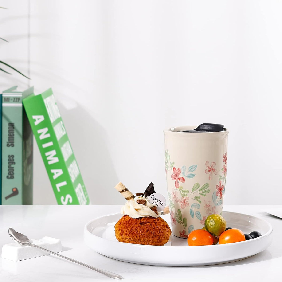 Ceramic Travel Mug with Lid, Flower Pattern Black Double Wall Coffee Mug Tumbler, Reusable Tall Cup, Splash Resistant Lid, Dishwasher Microwaveable Safe