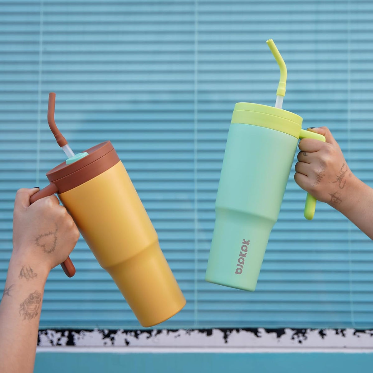 40 oz Tumbler with Handle, Straw & Lid, Insulated Stainless Steel | Travel, Double Wall Vacuum, Keeps Hot/Cold, Spill Proof, Fruit Infuser, BPA Free, Camping, Mint Green