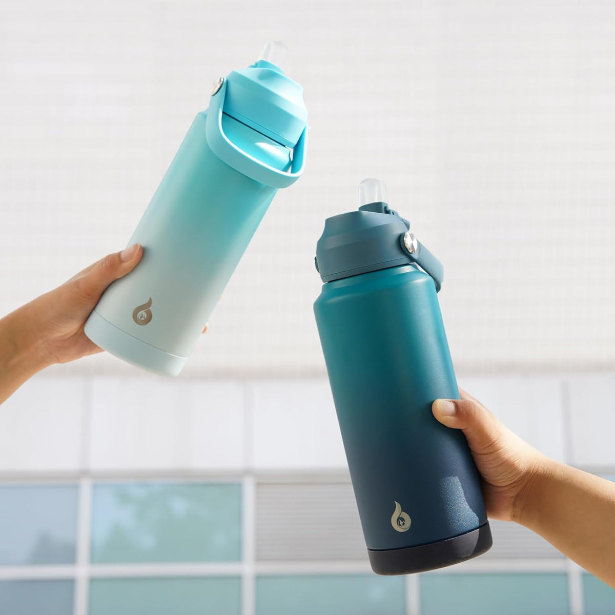 18oz Insulated Water Bottle, Stainless Steel Bottle with Straw Lid