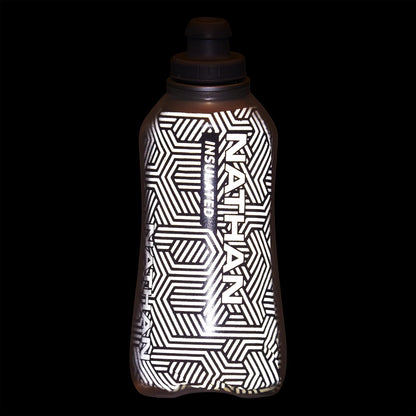 Nathan SpeedView Insulated Handheld Running Water Bottle Flask 18oz – Double-Wall Insulation, Ergonomic Grip, Blast Valve Cap, Phone & Key Storage Pockets, Reflective Design