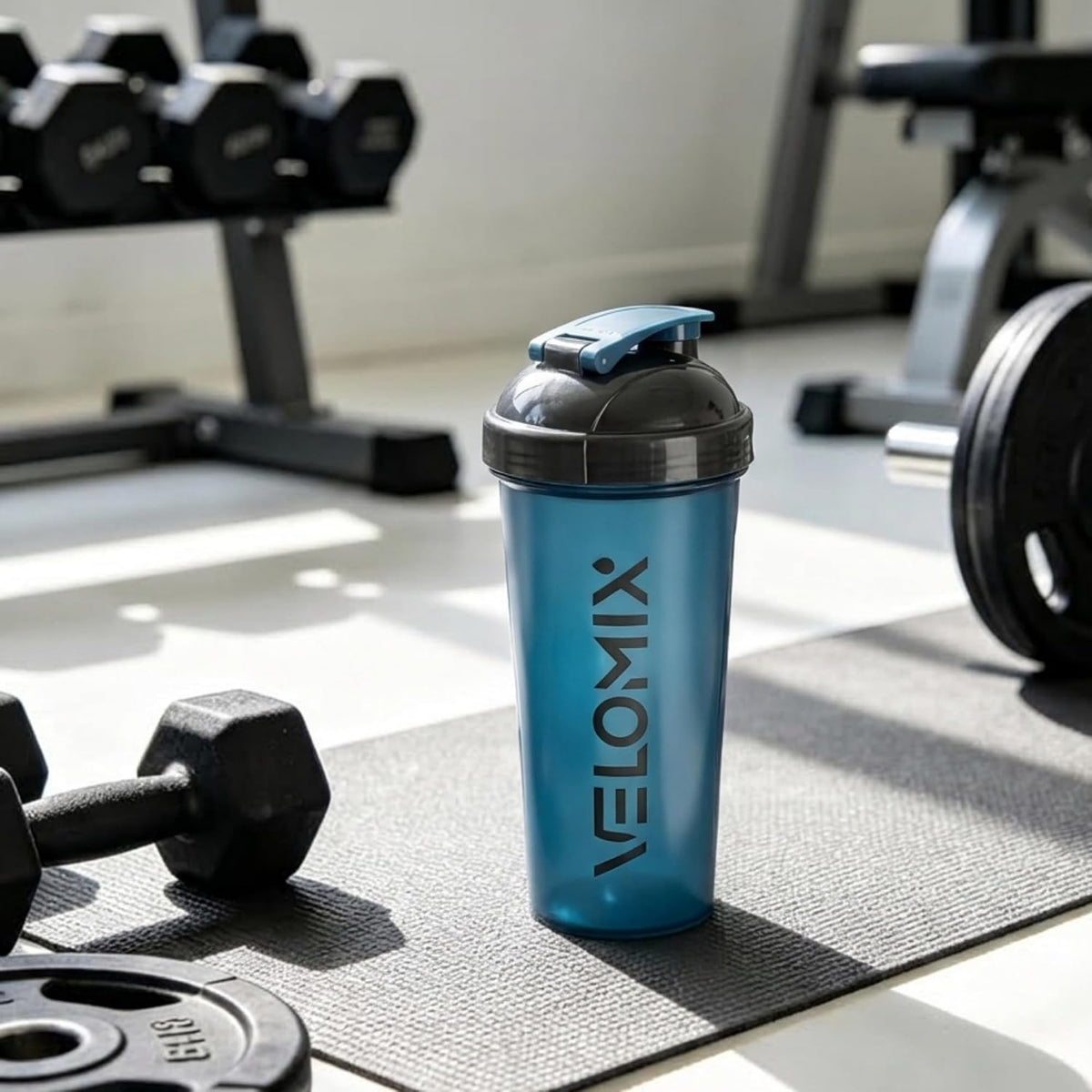 2 Pack 28oz Protein Shaker Bottle for Protein Mixes, ColorBurst