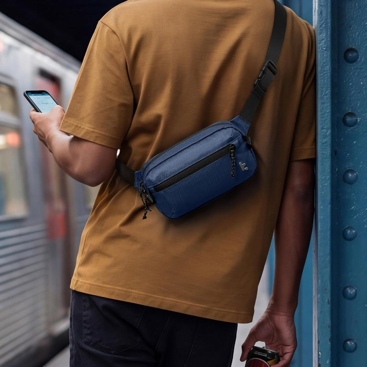 3.5L Sling Bag with RFID Blocking Crossbody Chest Pack for Men Women